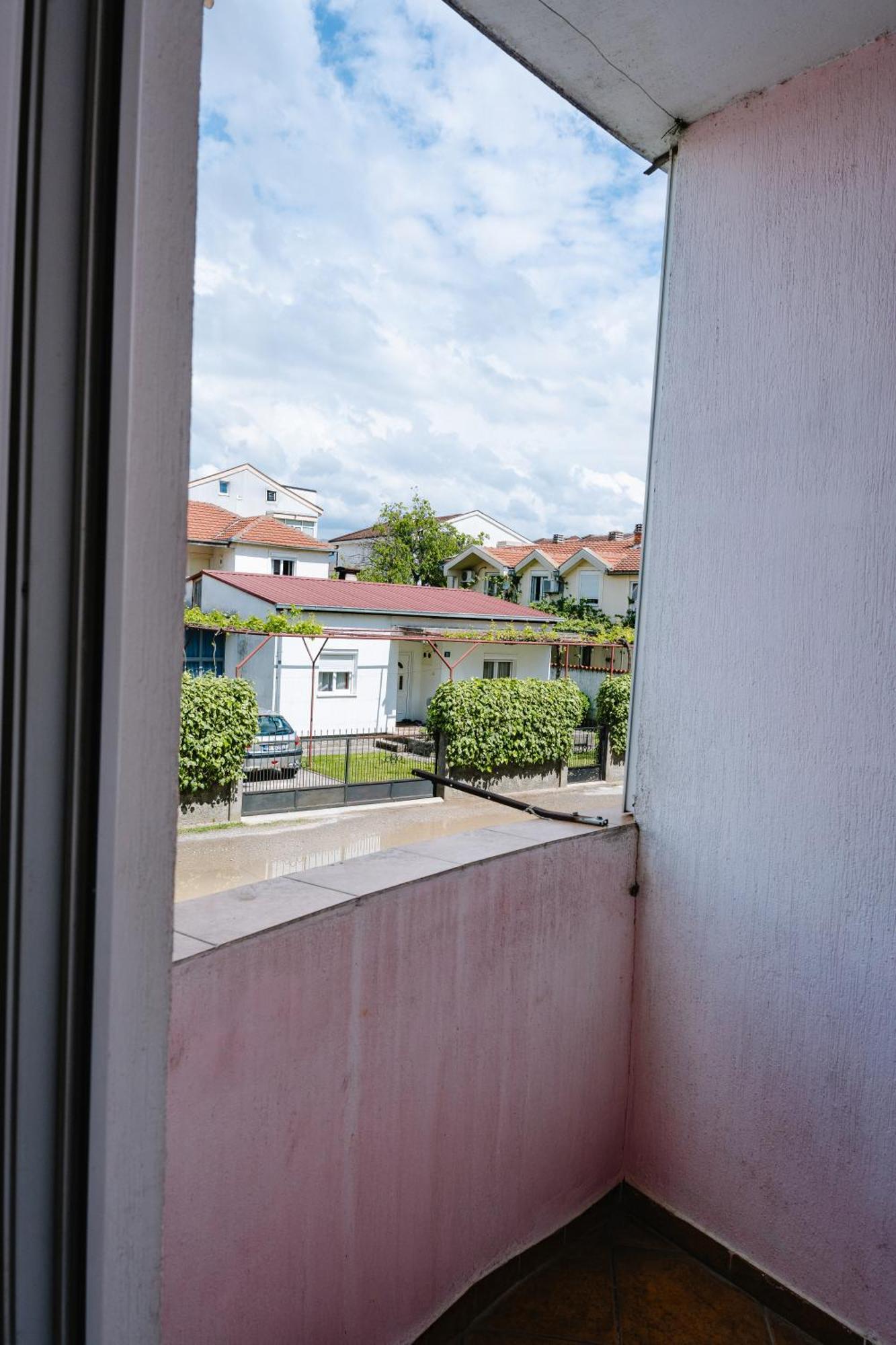 Apartman Stex Подгорица Экстерьер фото